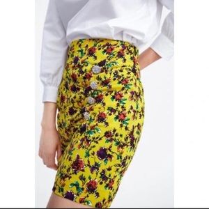 New  Zara Yellow Floral￼ Ruched Short Mini Skirt w/ Rhinestone Buttons M